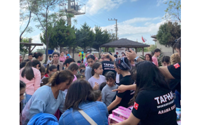 Bir Oyuncak Bin Gülücük Kampanyası